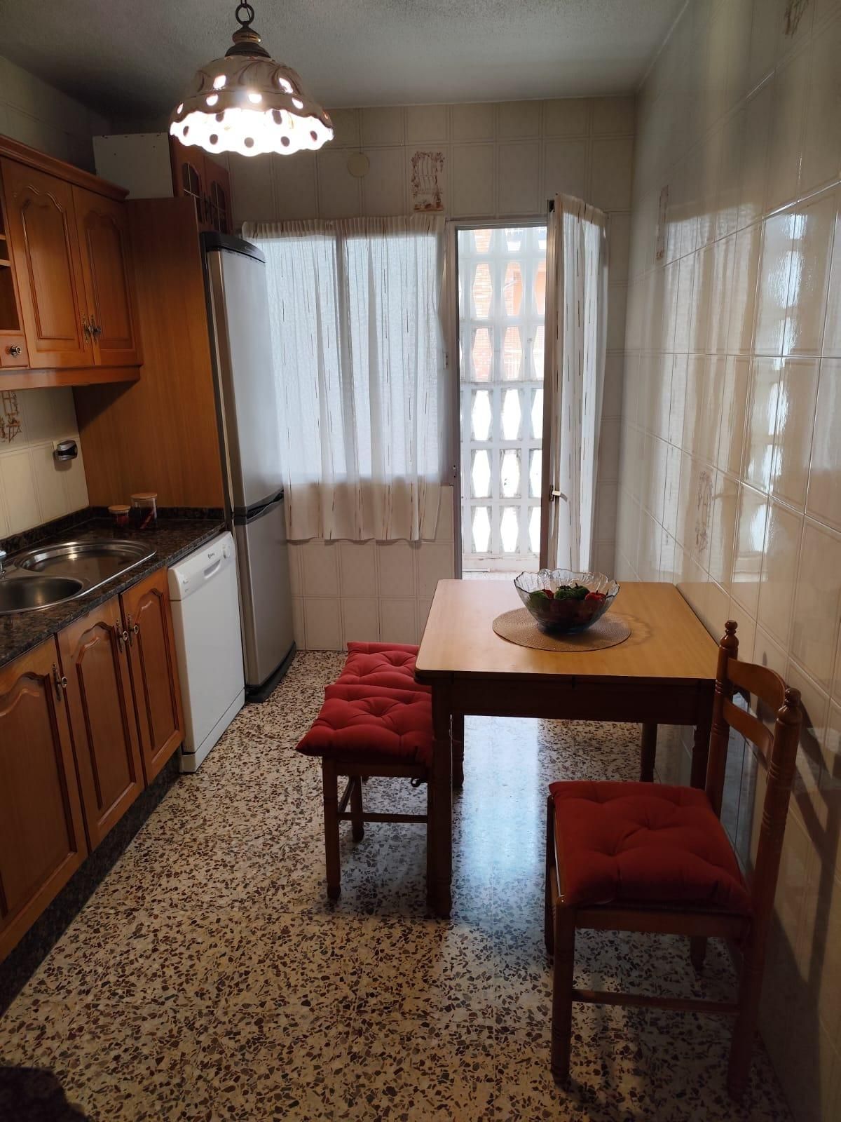 Cuina de Pis en venda en Cartagena amb Balcó