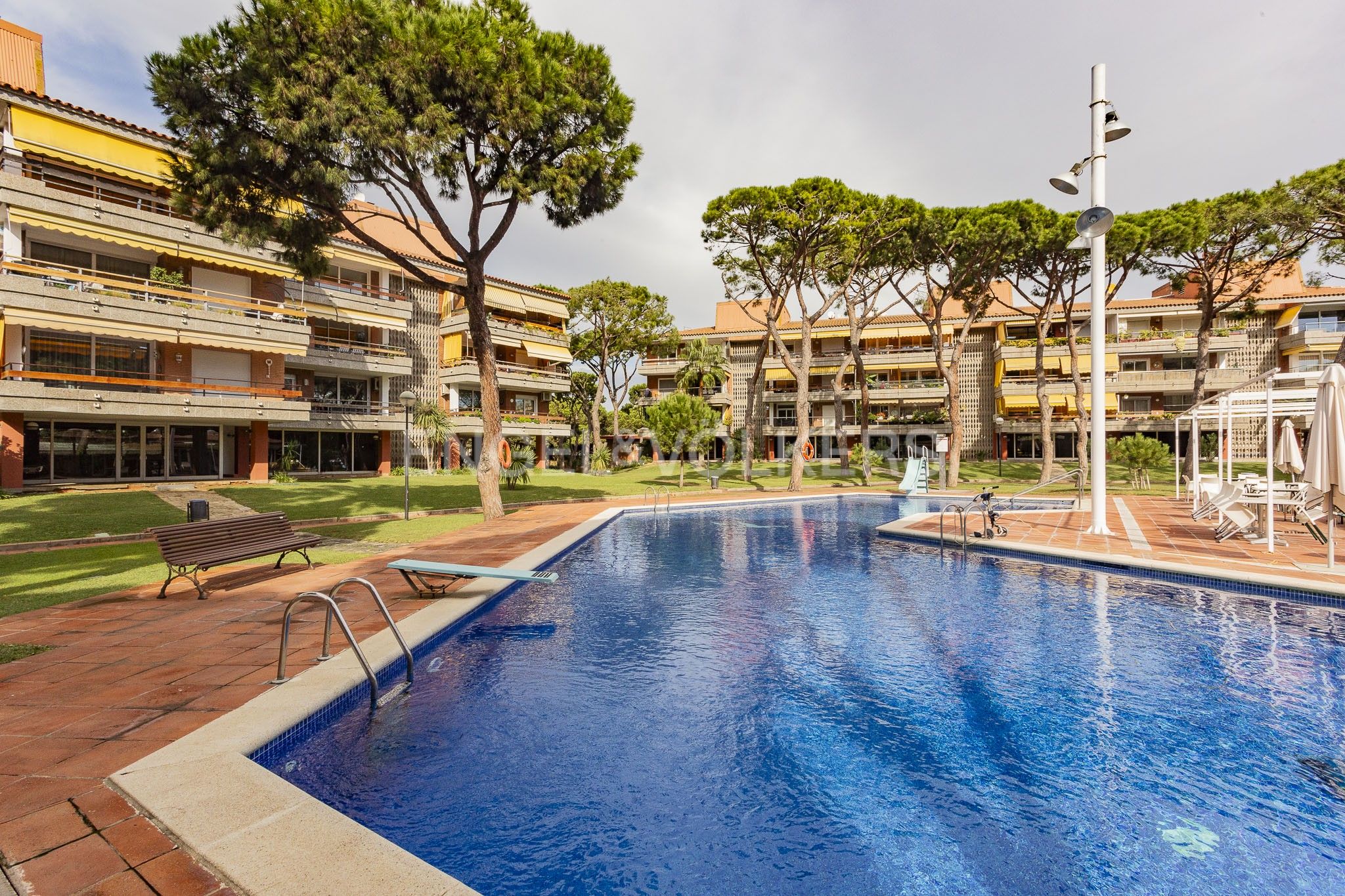 Swimming pool of Apartment for sale in Gavà  with Air Conditioner, Heating and Private garden