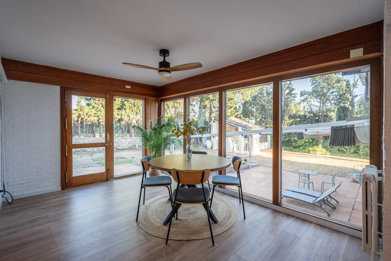 Comedor de Casa o chalet en venta en Las Rozas de Madrid con Aire acondicionado, Calefacción y Jardín privado