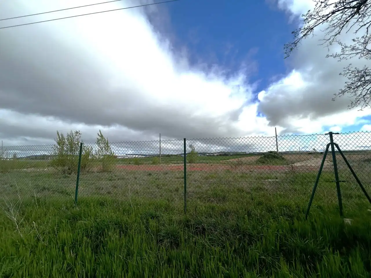 Industrial land for sale in Carretera Logroño, imagen 2