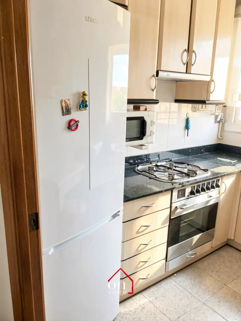 Kitchen of Flat for sale in Sant Cugat del Vallès  with Air Conditioner and Balcony