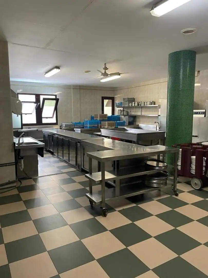 Cocina de Local en venta en Villaviciosa