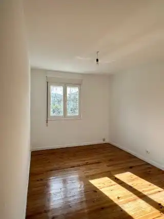 Schlafzimmer von Wohnung zum Verkauf in Zumaia mit Balkon