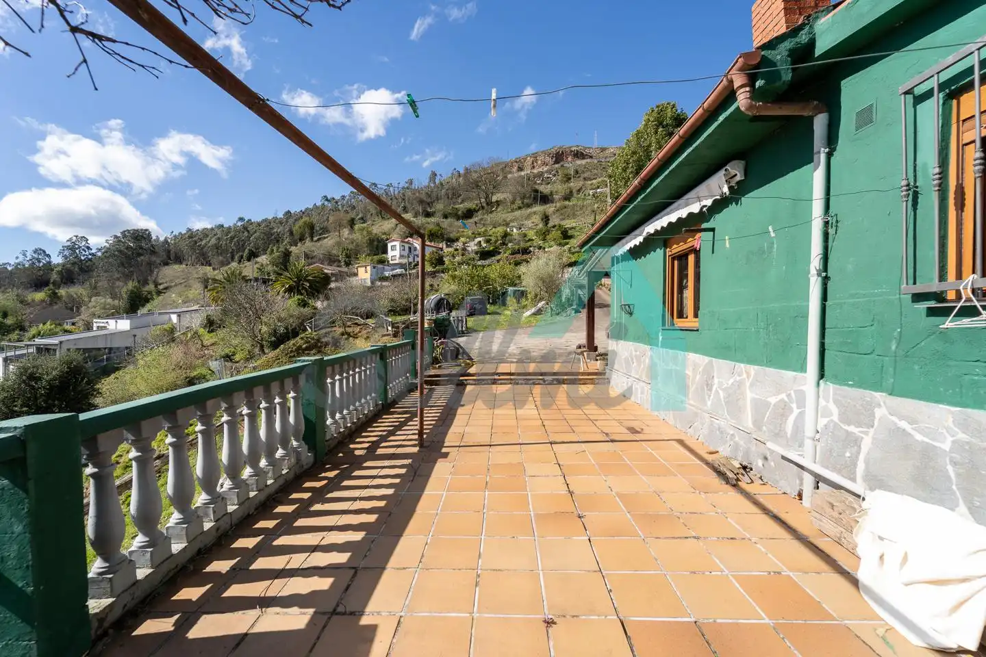 Vista exterior de Casa o xalet en venda en Oviedo  amb Jardí privat, Terrassa i Traster