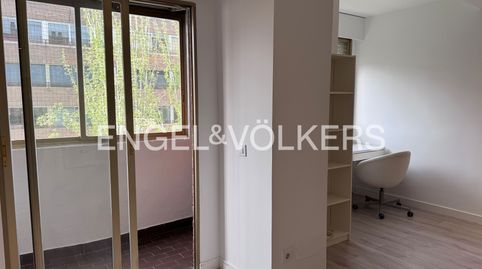 Foto 5 von Wohnung zur Miete in Victor Andrés Belaunde, Hispanoamérica - Bernabéu, Madrid Capital