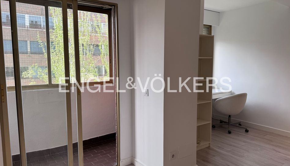 Piso de alquiler en Victor Andrés Belaunde, Hispanoamérica - Bernabéu - Imagen 5