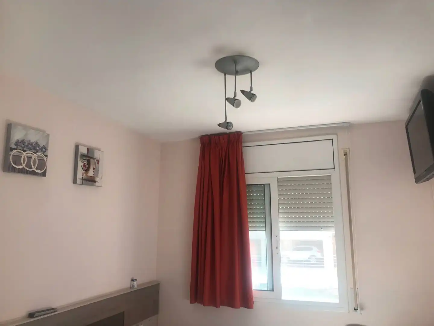 Habitación de Casa adosada en venta en Castellbisbal con Aire acondicionado, Calefacción y Jardín privado