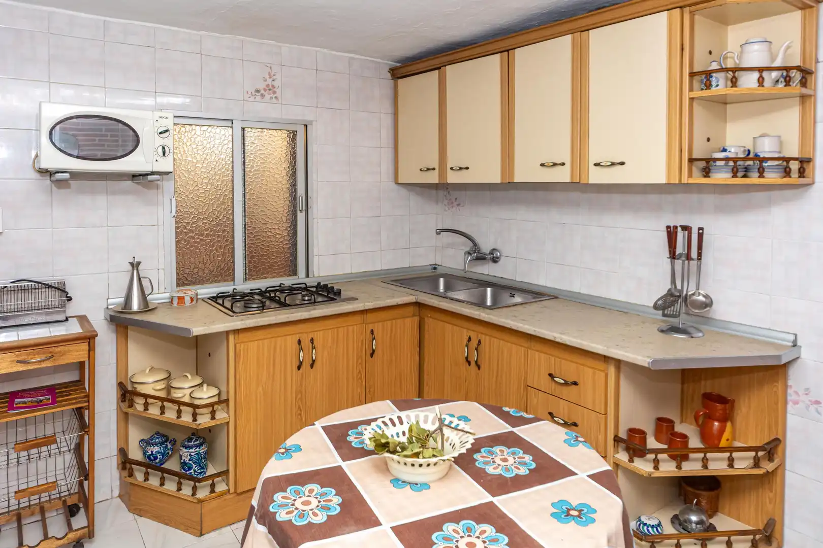 Cocina de Casa adosada en venta en La Peza con Balcón