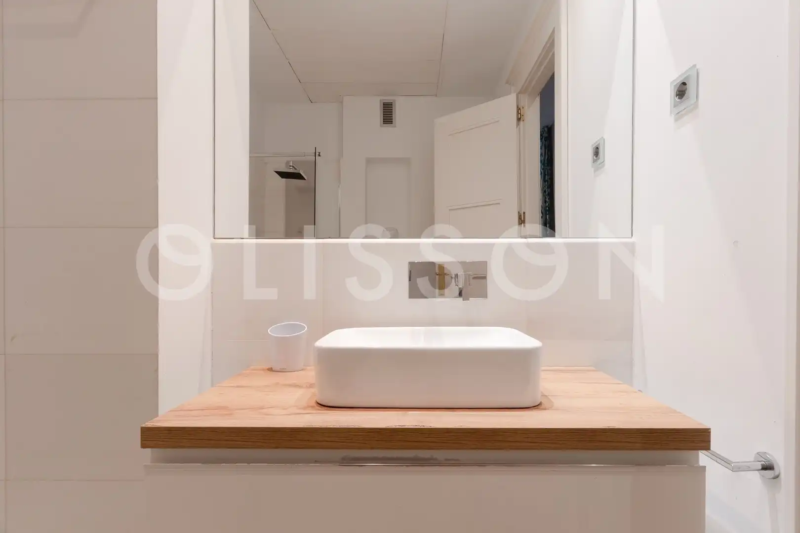 Badezimmer von Wohnung zum Verkauf in Madrid mit Klimaanlage, Heizung und Haustechnik