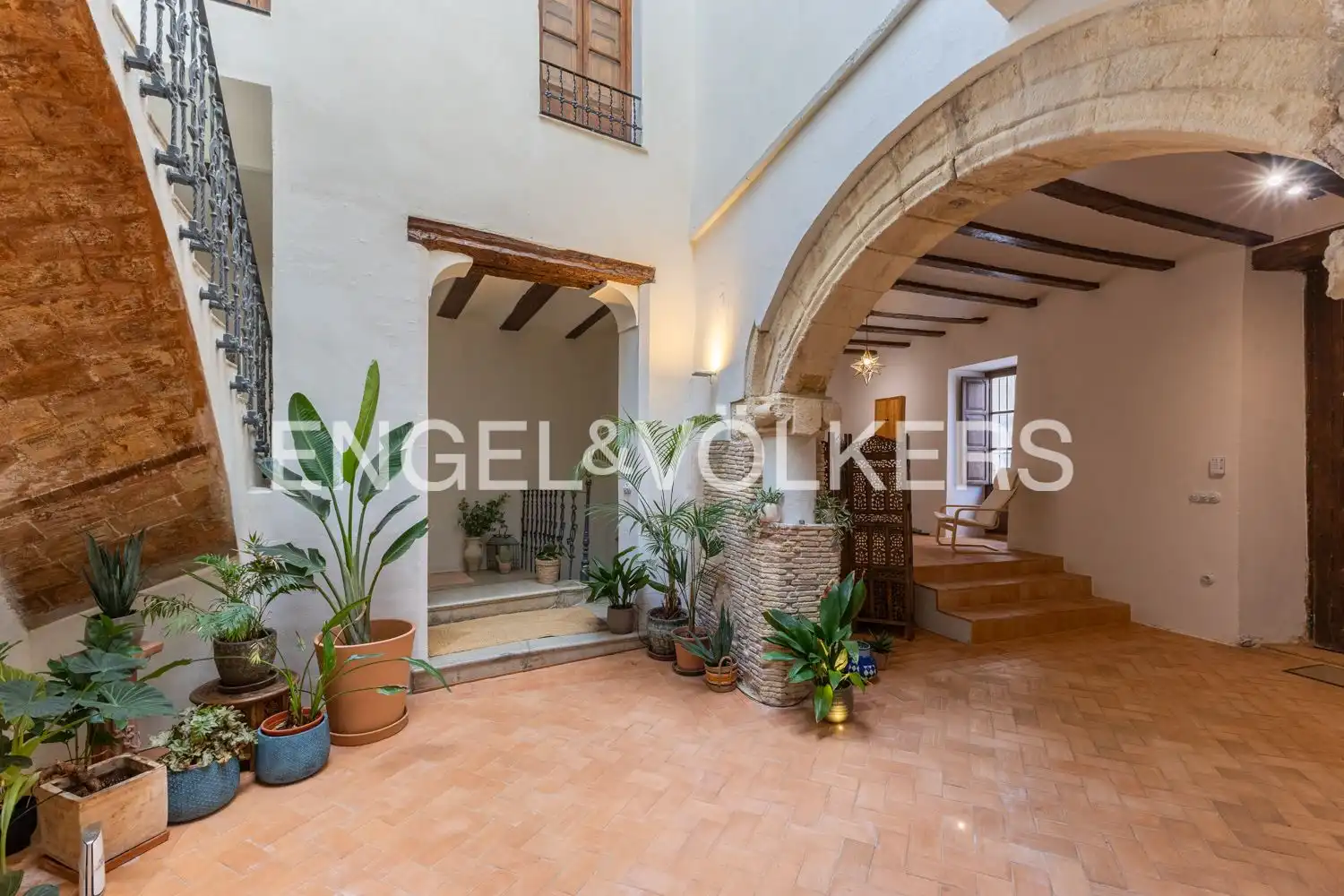 Casa adosada en venda en Xàtiva amb Calefacció, Terrassa i Piscina