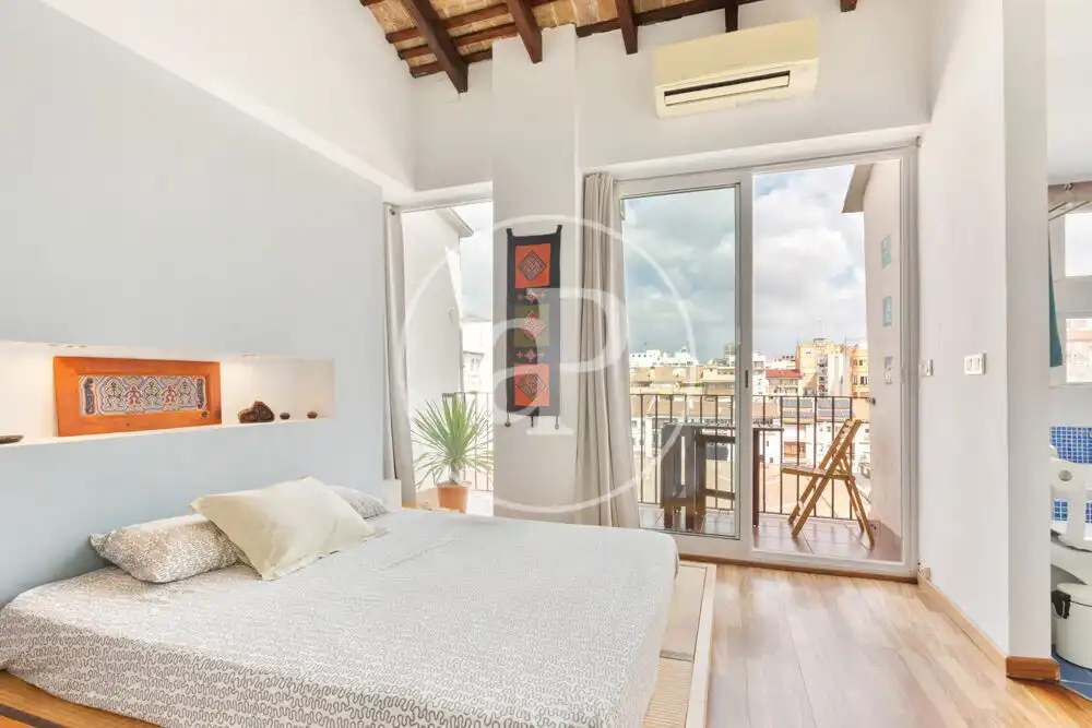 Habitación de Ático en venta en Valencia con Aire acondicionado, Calefacción y Terraza