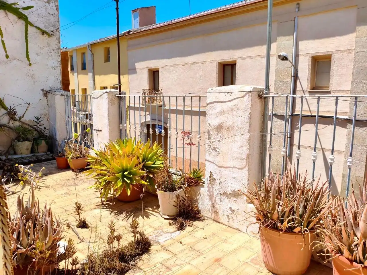 Vista exterior de Casa o chalet en venta en Novelda con Terraza