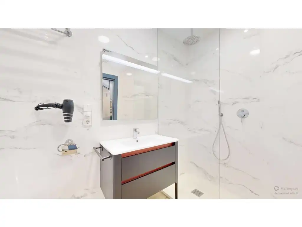 Piso en venta en Calle Jesus, Arrancapins