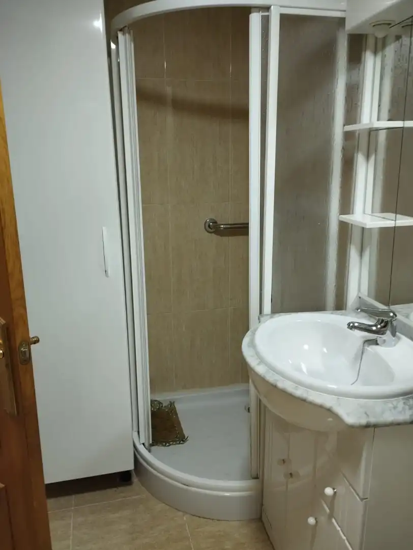 Baño de Piso en venta en Lucena con Amueblado