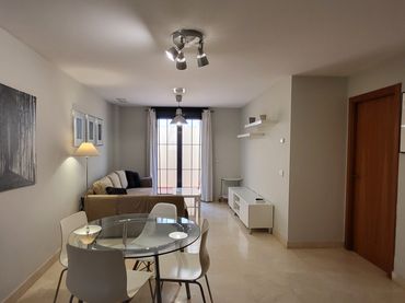 Appartamento con ascensore in affitto a Calle Victoria 76