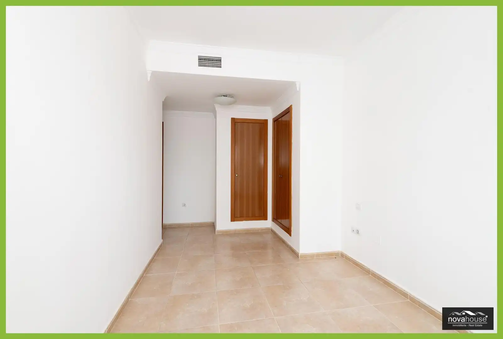 Wohnung zur Miete in Rincón de la Victoria mit Klimaanlage, Heizung und Privatgarten