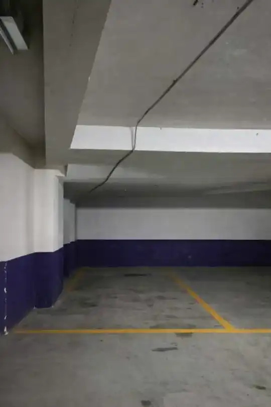 Parking de Piso en venta en Vitoria - Gasteiz con Calefacción, Trastero y Amueblado
