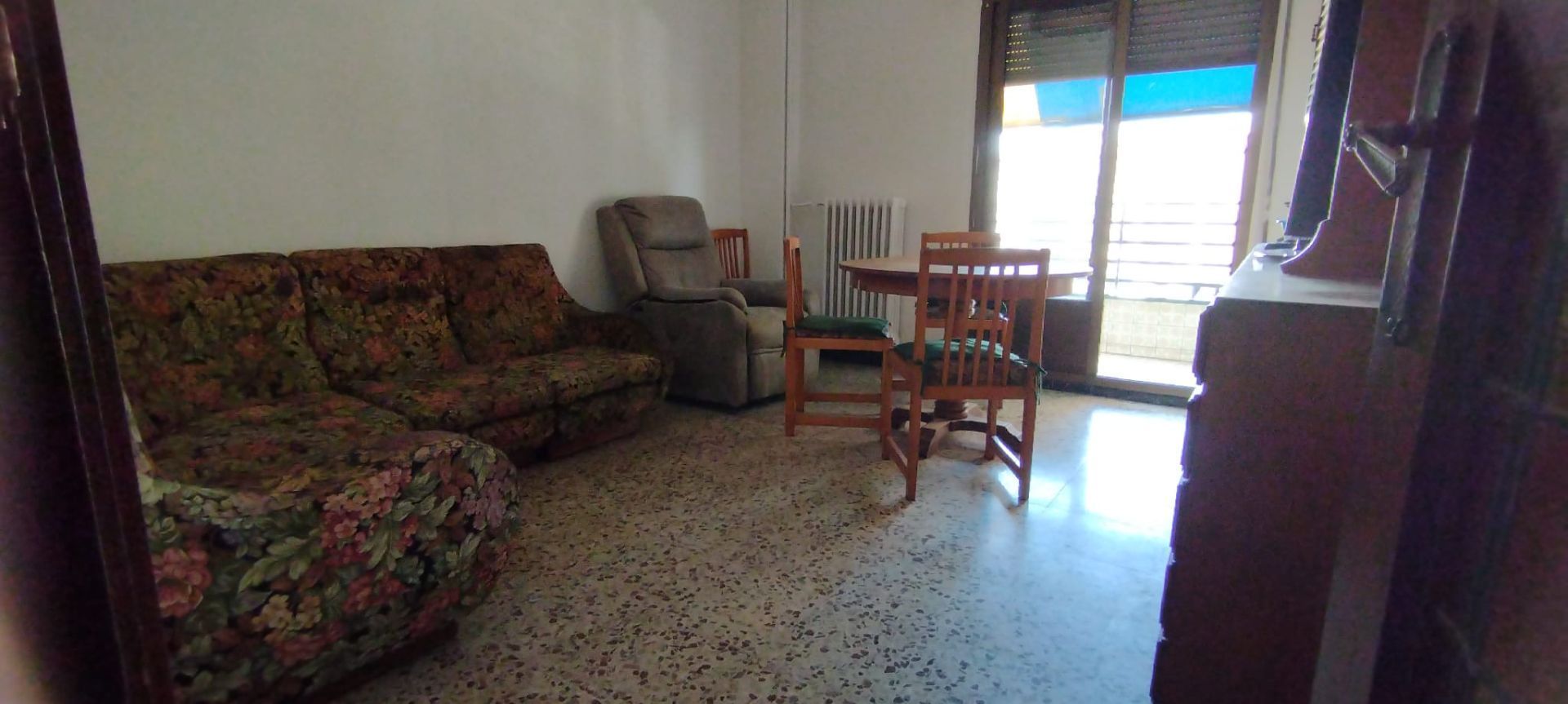 Sala d'estar de Pis en venda en  Zaragoza Capital amb Calefacció i Terrassa