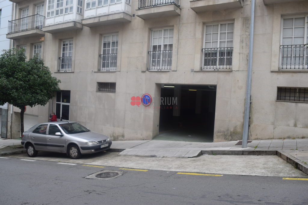 Parkplatz von Garage miete in Santiago de Compostela 