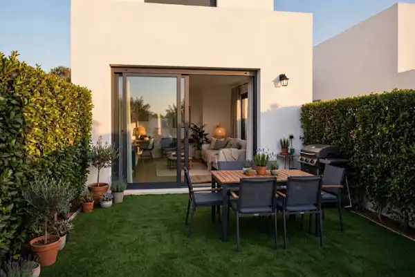 Casa bifamiliare con terrazza in vendita a Centro