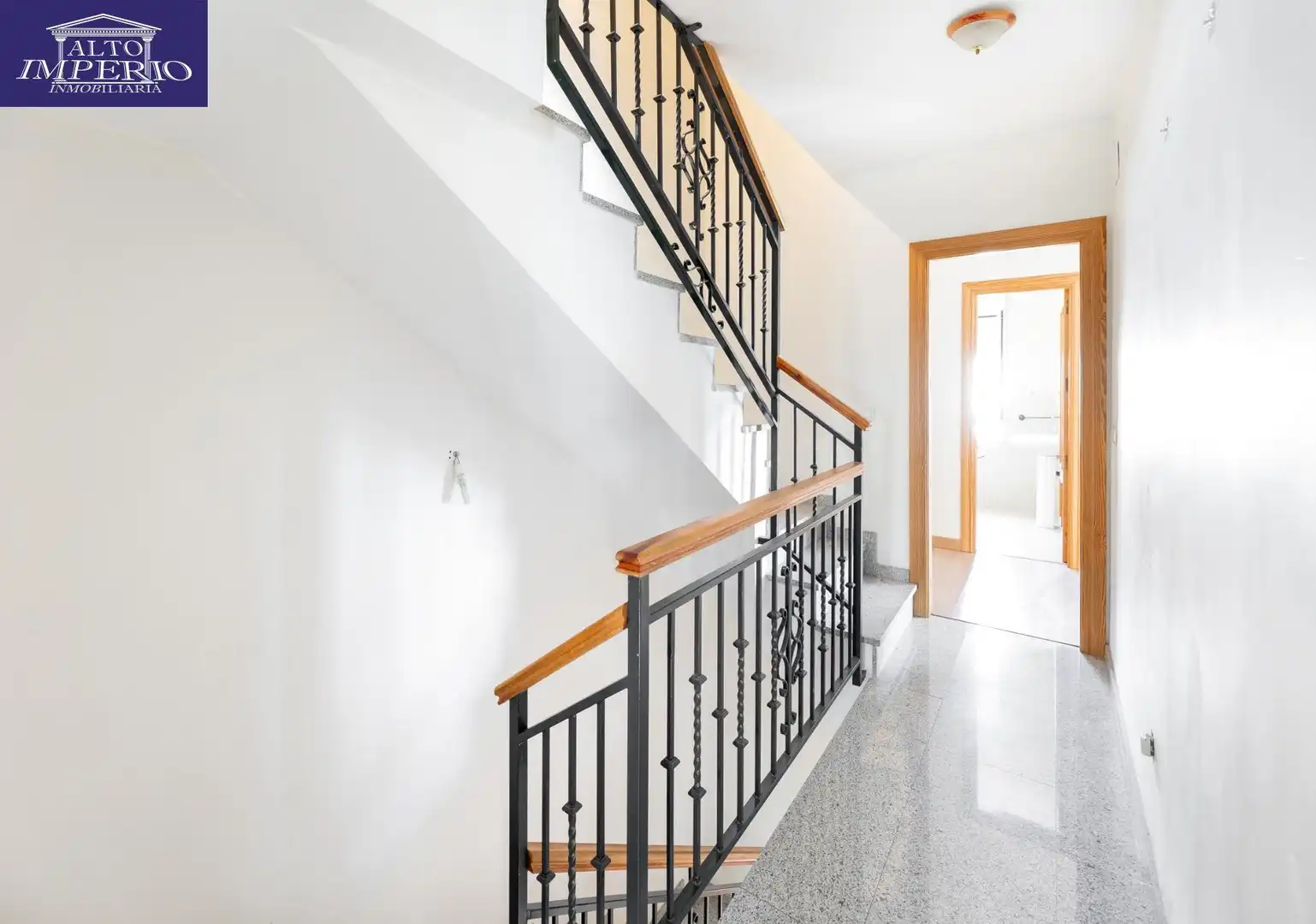 Terraced house with terrace for sale in San Antón, imagen 15