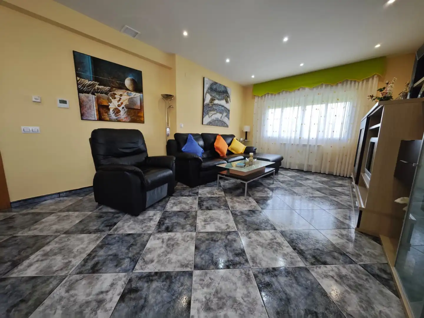 Sala de estar de Casa o chalet en venta en Escalona con Aire acondicionado, Calefacción y Piscina