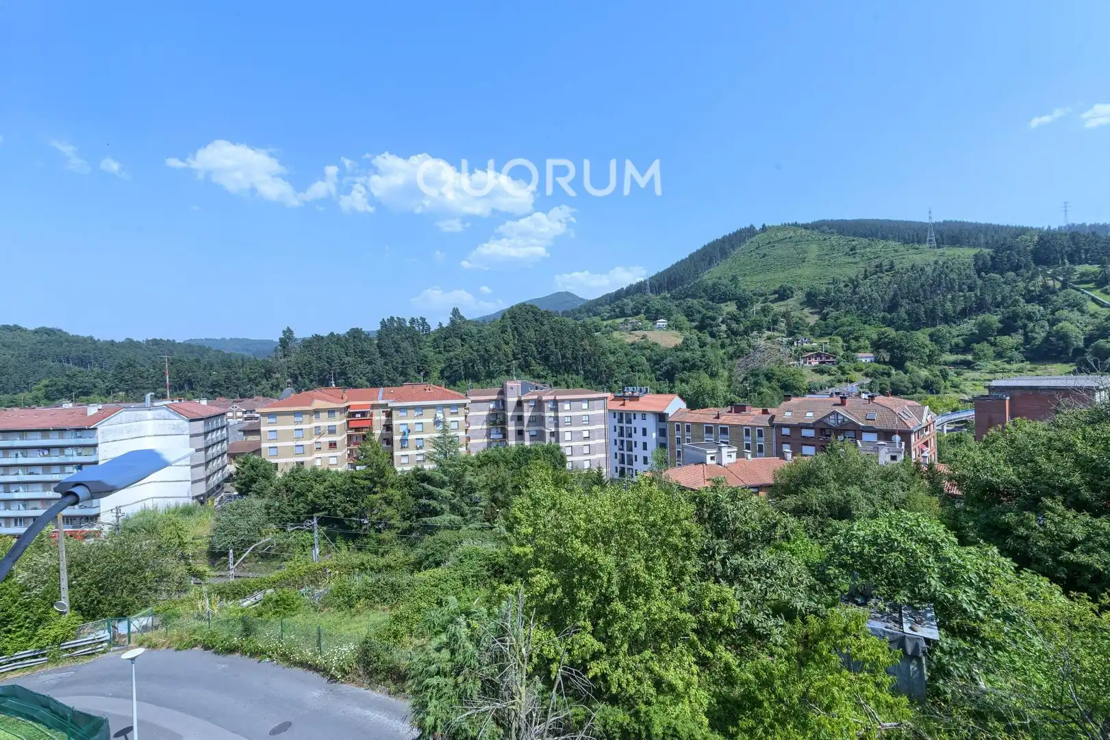 Außenansicht von Wohnung zum Verkauf in Arrigorriaga mit Parkett und Balkon