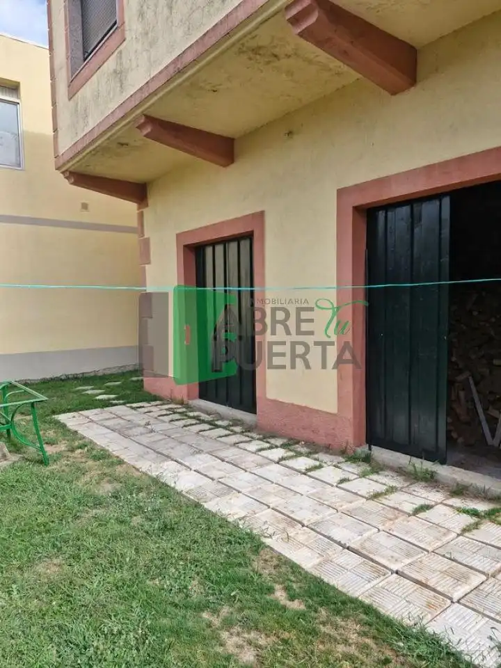 Chalet con jardín en venta en Ramirás, imagen 4