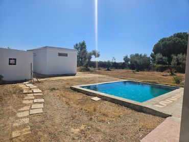 Villa con piscina in vendita a Calle Sierra de Segura 8