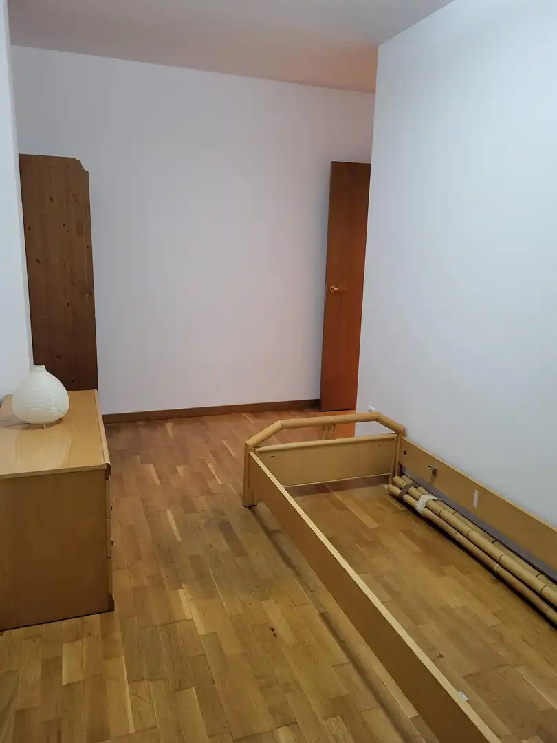 Schlafzimmer von Wohnung zur Miete in Sabadell mit Heizung, Parkett und Ofen