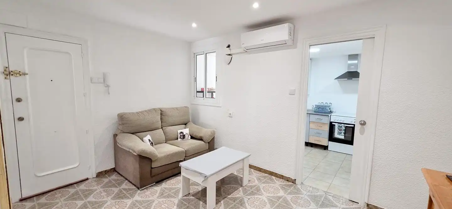 Flat for rent in Altabix