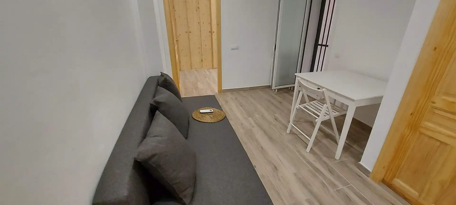 Sala de estar de Planta baja de alquiler en Barcelona con Aire acondicionado, Calefacción y Amueblado