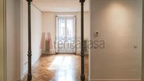 Flat to rent in  Madrid Capital  with Heating, Parquet flooring and Oven