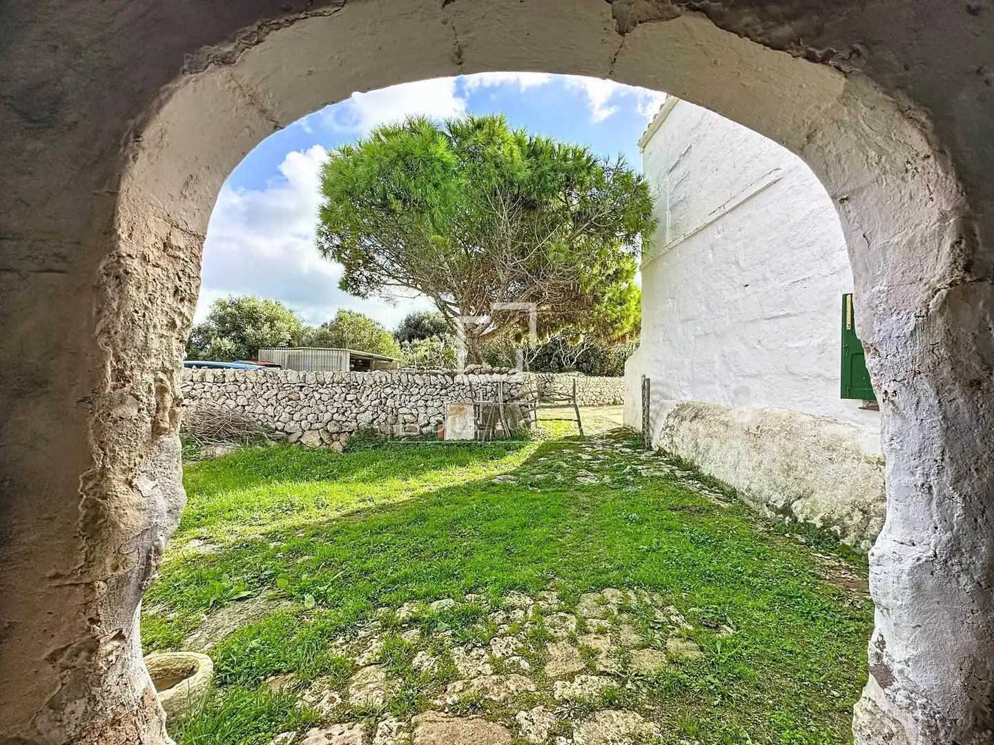 Garten von Country house zum Verkauf in Es Castell mit Privatgarten, Abstellraum und Balkon