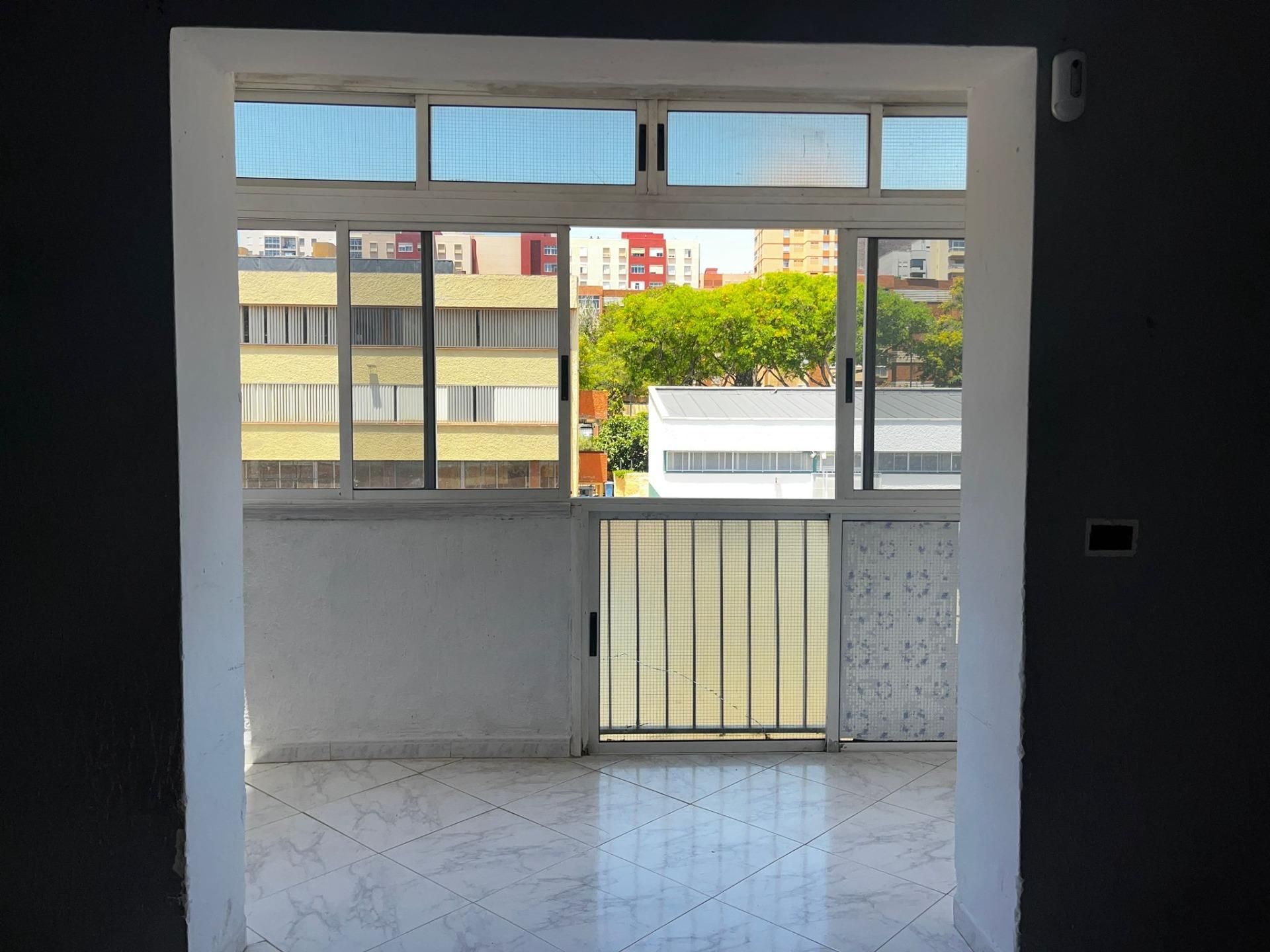 Pis en venda a Calle C/ Estanislao Brotons Poveda, Chimisay - Las Delicias - Miramar, Ofra - Costa Sur,  Santa Cruz de Tenerife Capital