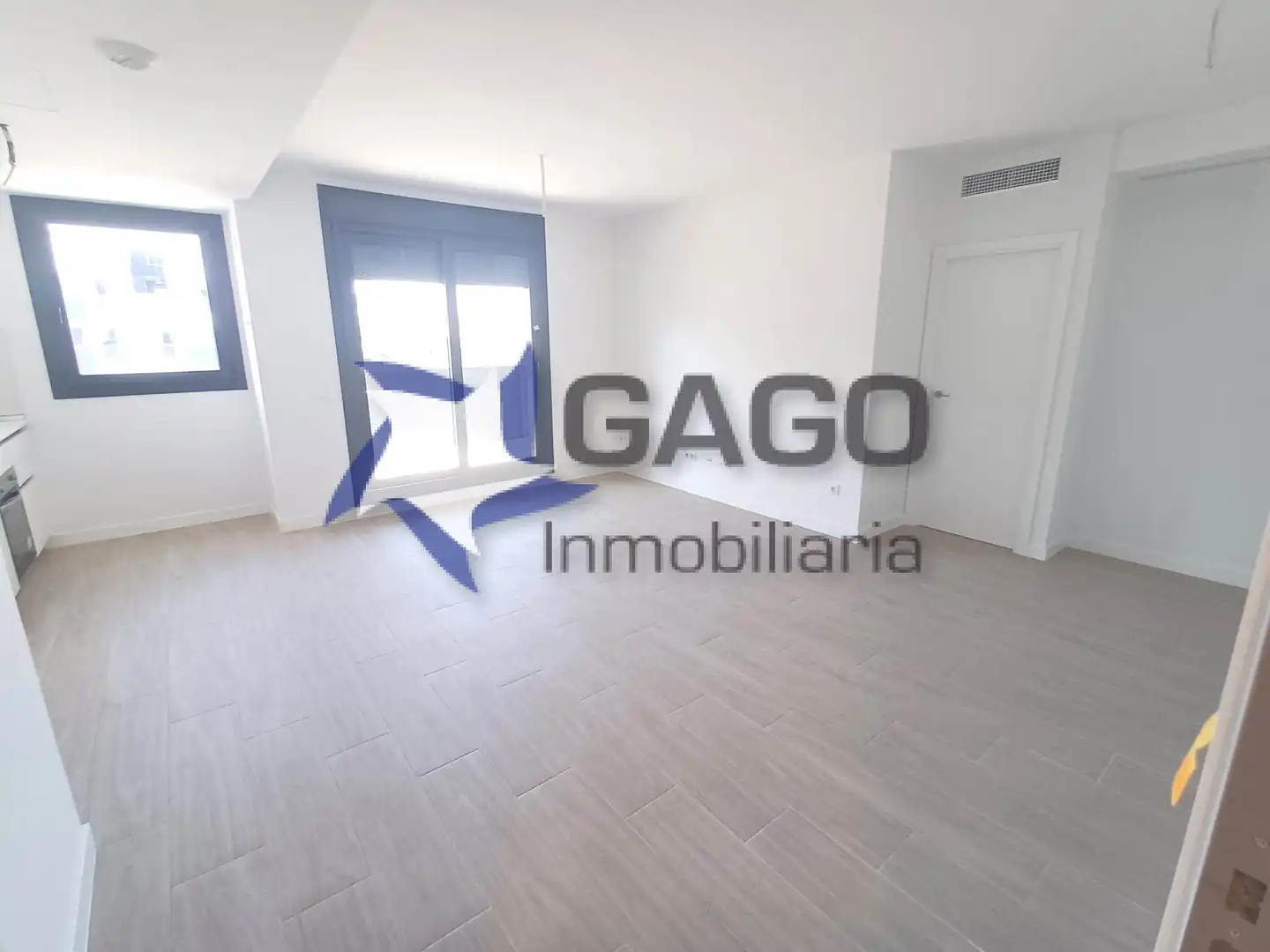 Living room of Flat for rent in Córdoba  with Air Conditioner, Heating and Terrace