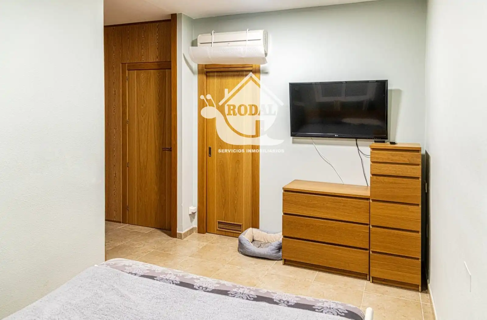 Habitación de Dúplex en venta en Huércal de Almería con Aire acondicionado, Calefacción y Jardín privado