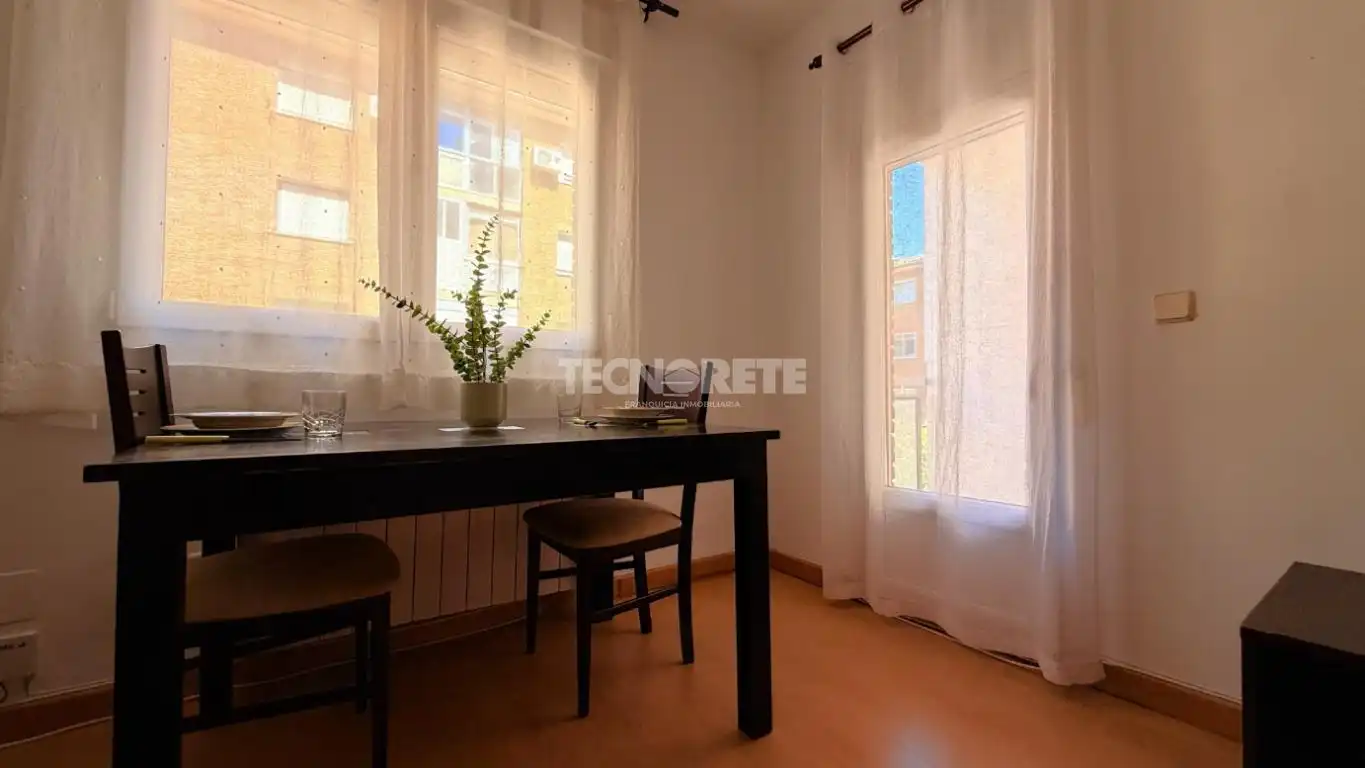 Piso con terraza en venta en Los Valles - Sanz Vázquez - El Fuerte, imagen 2