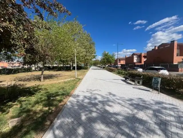 Exterior view of Flat for sale in Marchamalo  with Air Conditioner, Heating and Furnished
