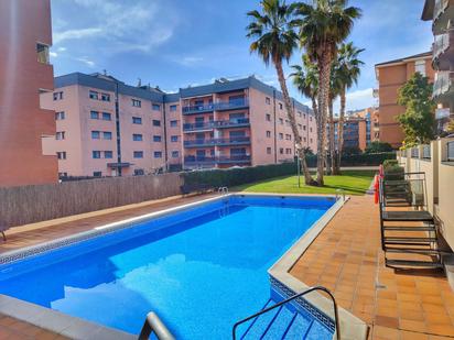 Schwimmbecken von Wohnung zum verkauf in Lloret de Mar mit Terrasse und Schwimmbad