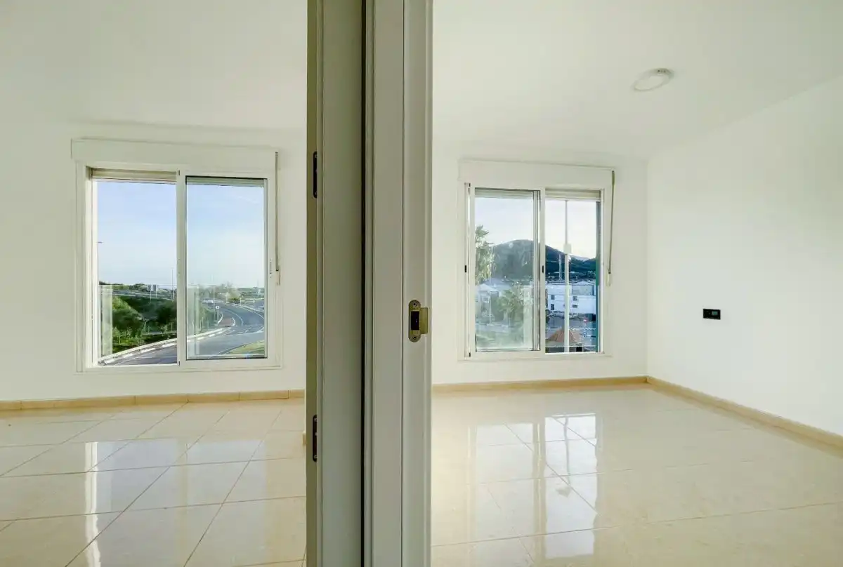 New build Duplex with lift for sale in Avinguda del Primer de Maig, imagen 14