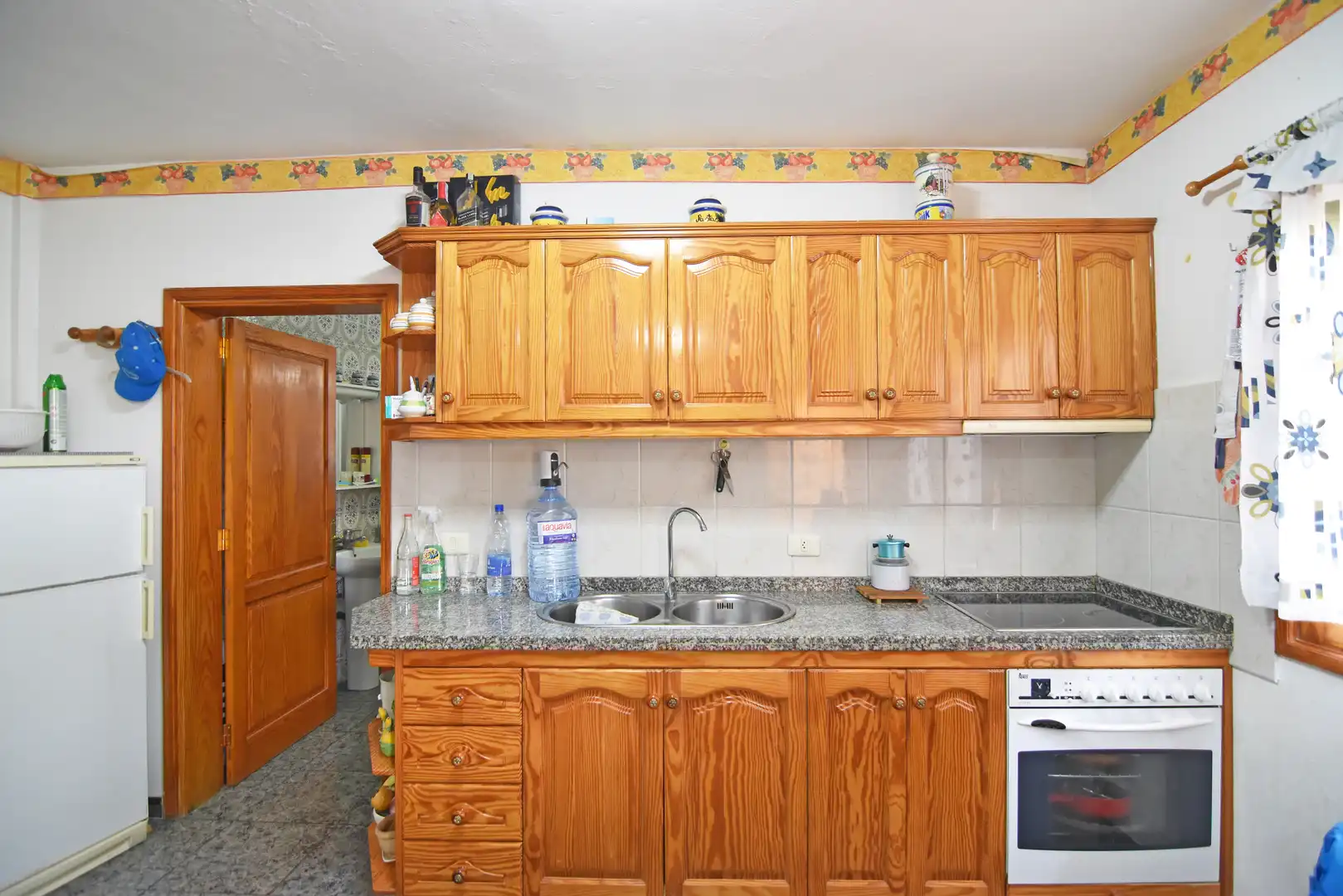 Cocina de Finca rústica en venta en Telde con Jardín privado y Balcón