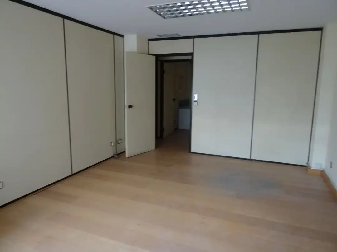 Büro zur Miete in Calle General Vara de Rey, imagen 7