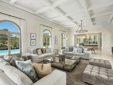 Casa con balcón en venta en Nueva Andalucía
