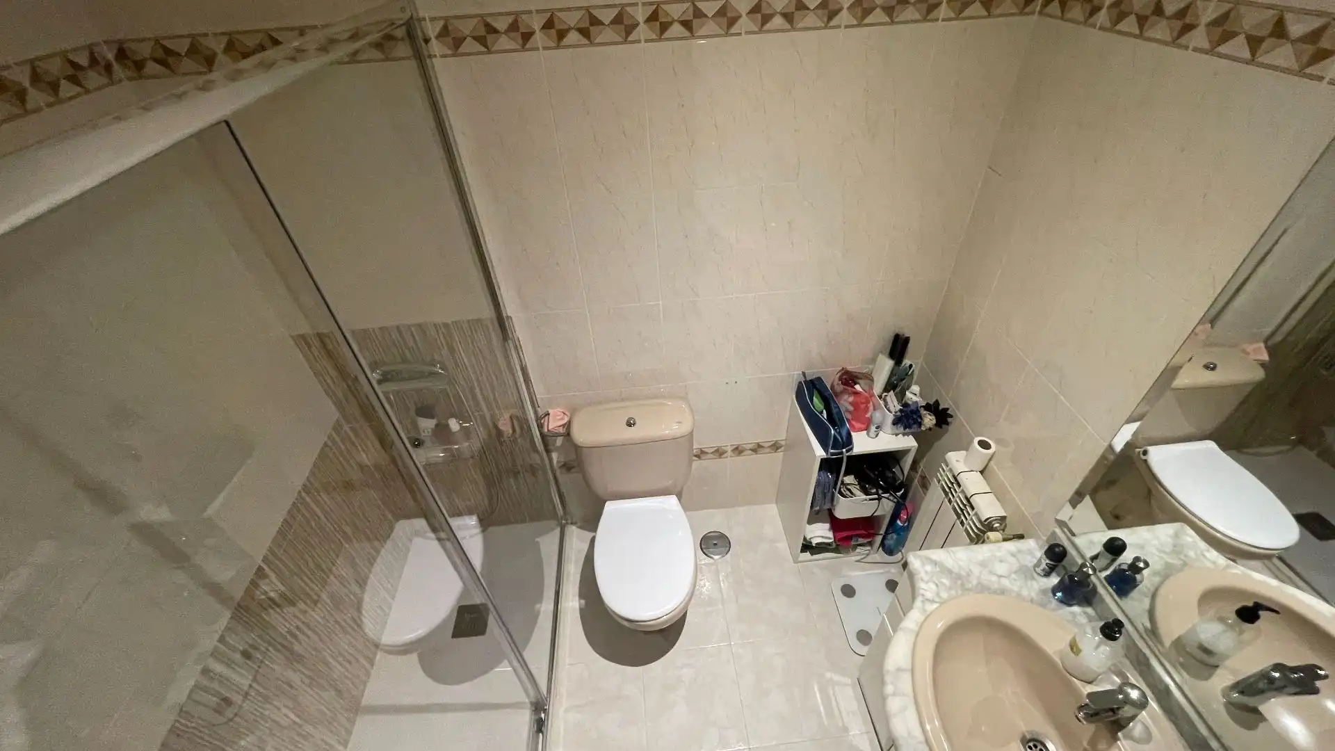 Badezimmer von Wohnung zum Verkauf in Aranjuez mit Klimaanlage, Heizung und Abstellraum