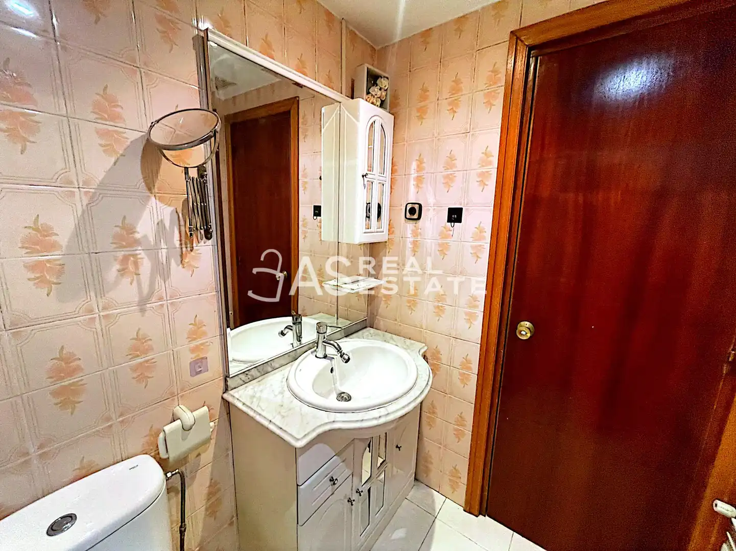 Dormitori de Pis en venda en Madrid amb Aire condicionat, Terrassa i Moblat
