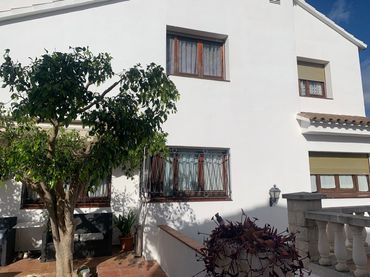 House with garden for sale in Carrer de la Caravel·la
