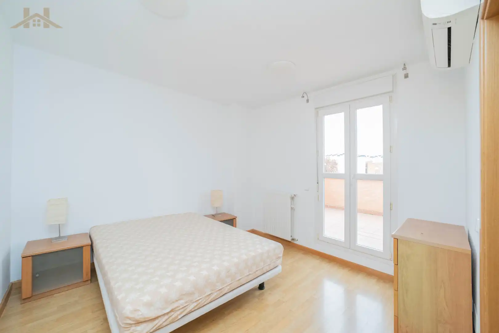 Habitación de Ático en venta en Arroyomolinos (Madrid) con Calefacción, Terraza y Trastero
