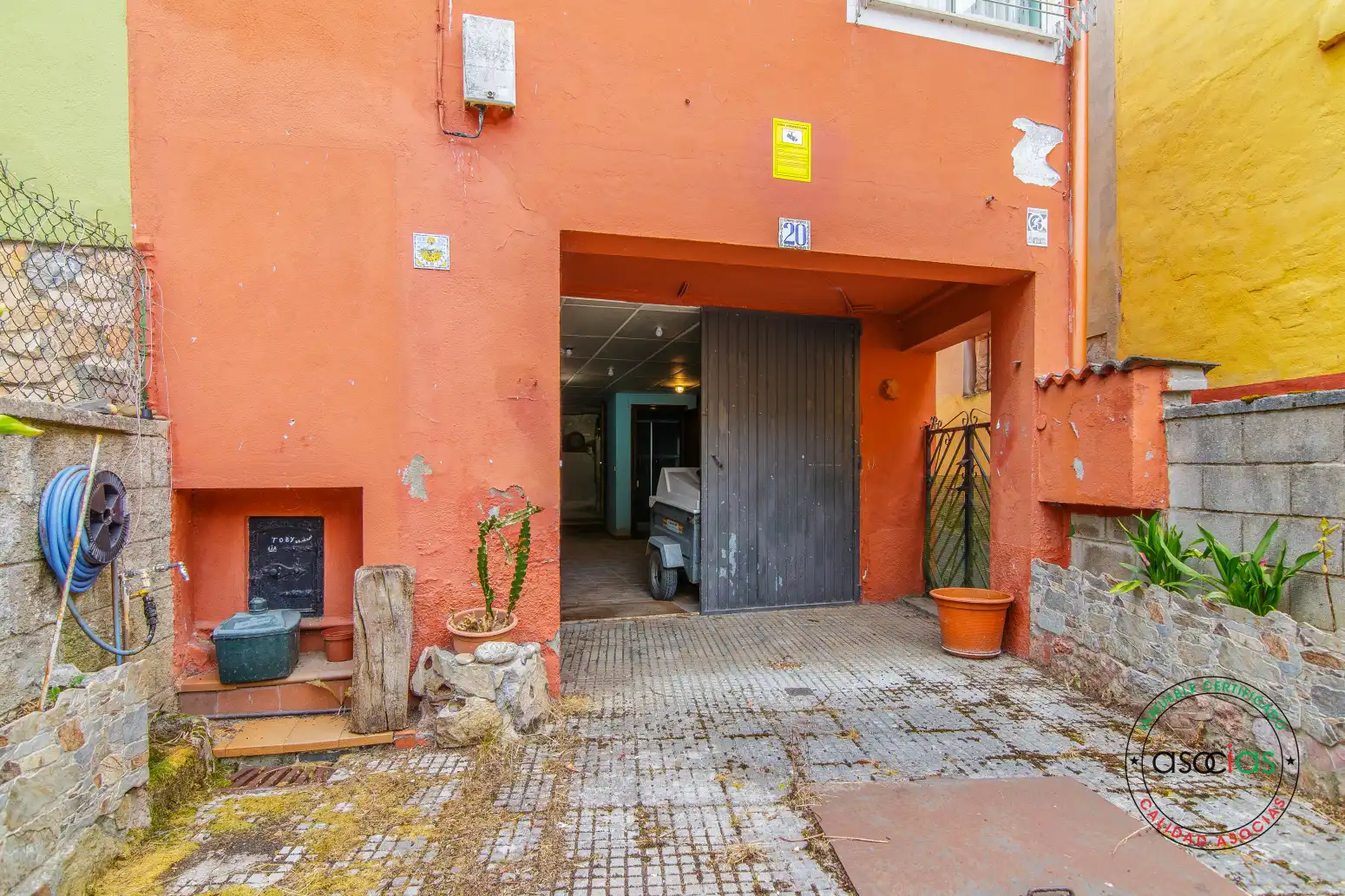 Casa adosada en venta en Proaza con Calefacción y Trastero