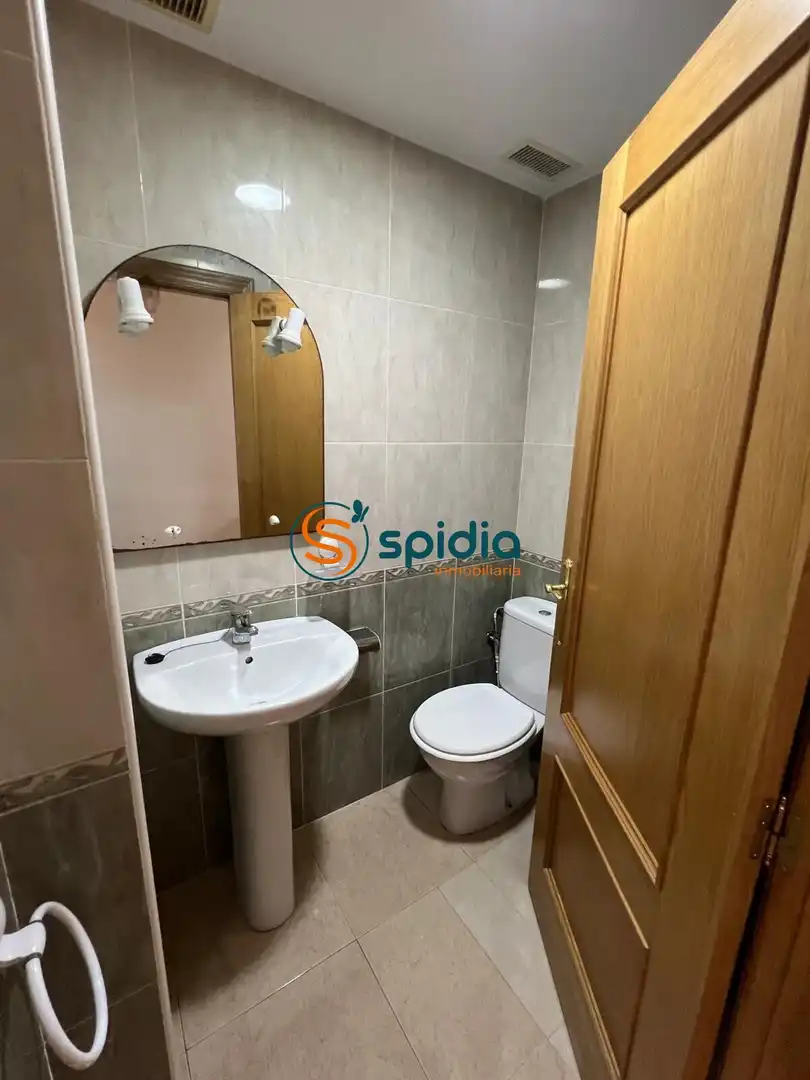 Baño de Piso en venta en Águilas con Aire acondicionado, Calefacción y Terraza